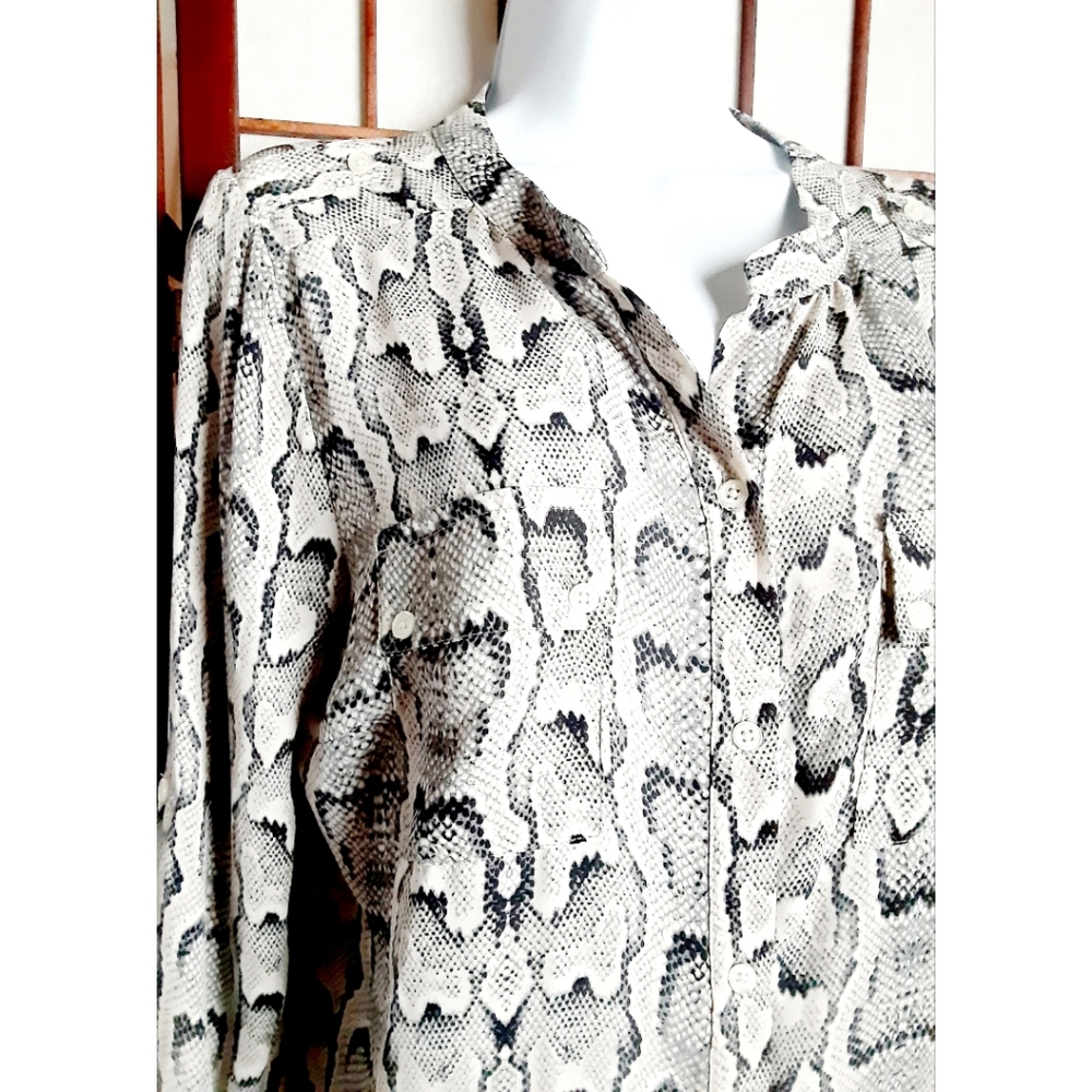 Fylo Python Print Button Down Rollover Sleeve Cre… - image 2